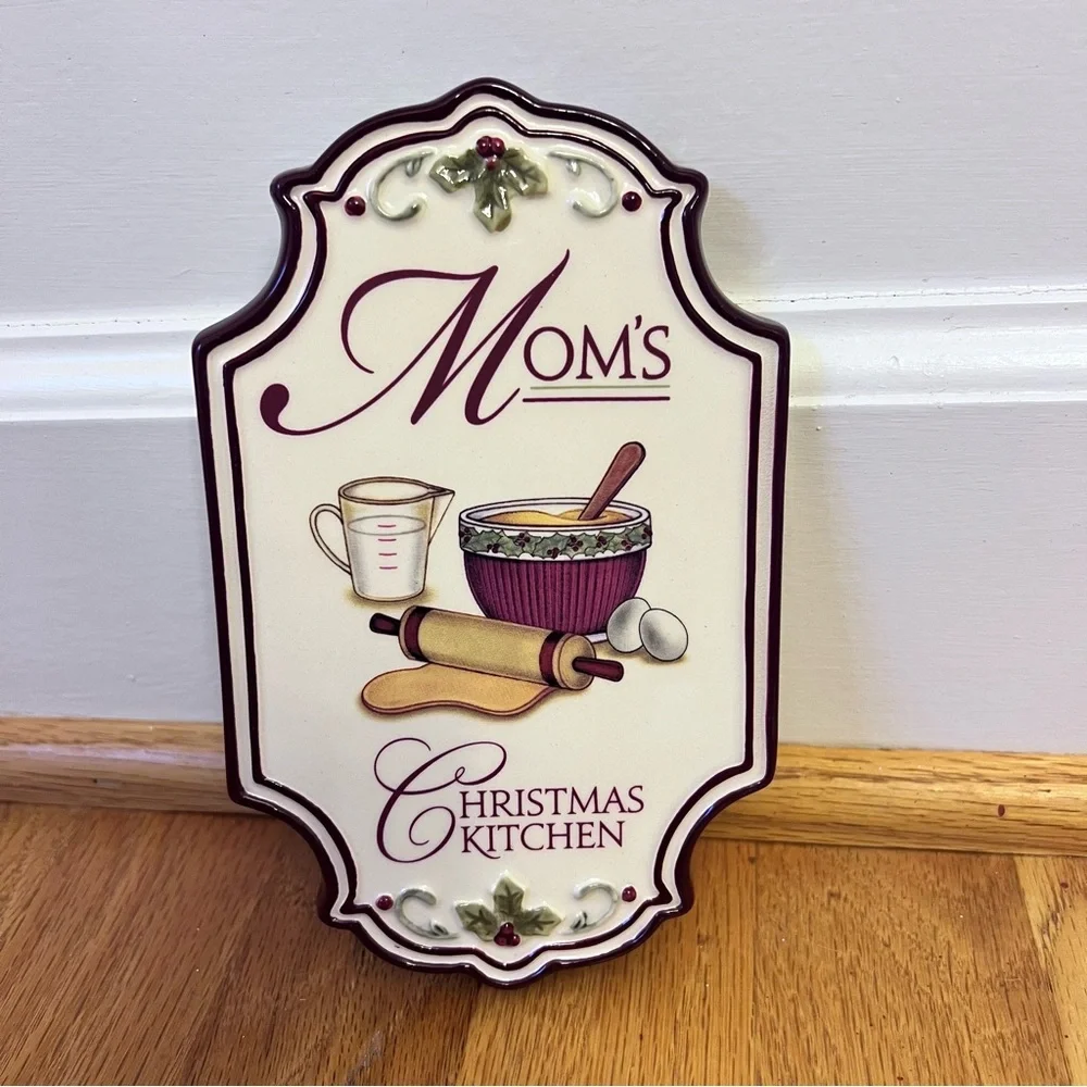 🎄 Mom’s Christmas Kitchen Ceramic Sign – Grasslands Road